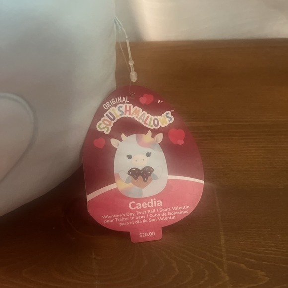 Squishmallows Jumbo 16" Valentine Caedia the Cow Plush – Ice Cream Heart - Picture 2 of 10